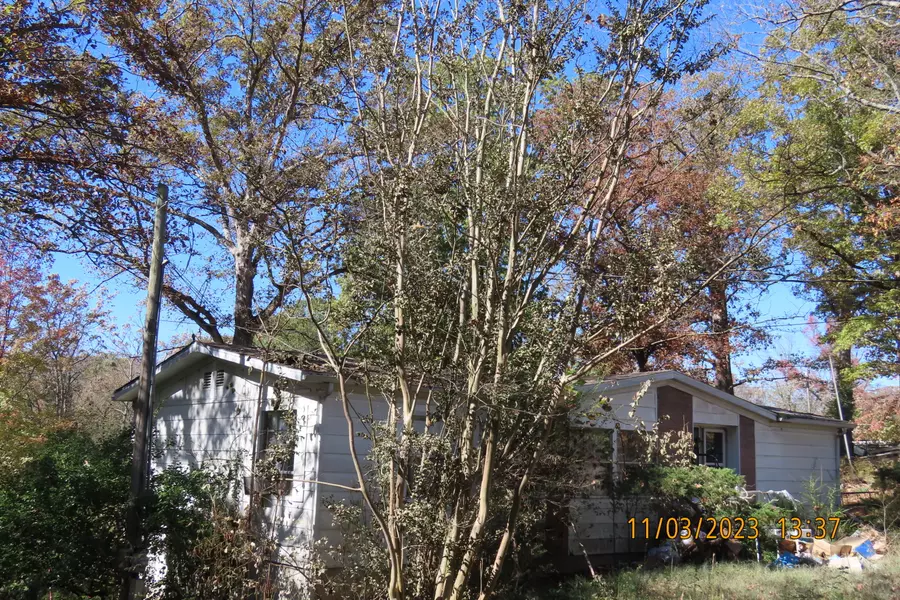 268 Willie Oaks RD, Forsyth, MO 65653