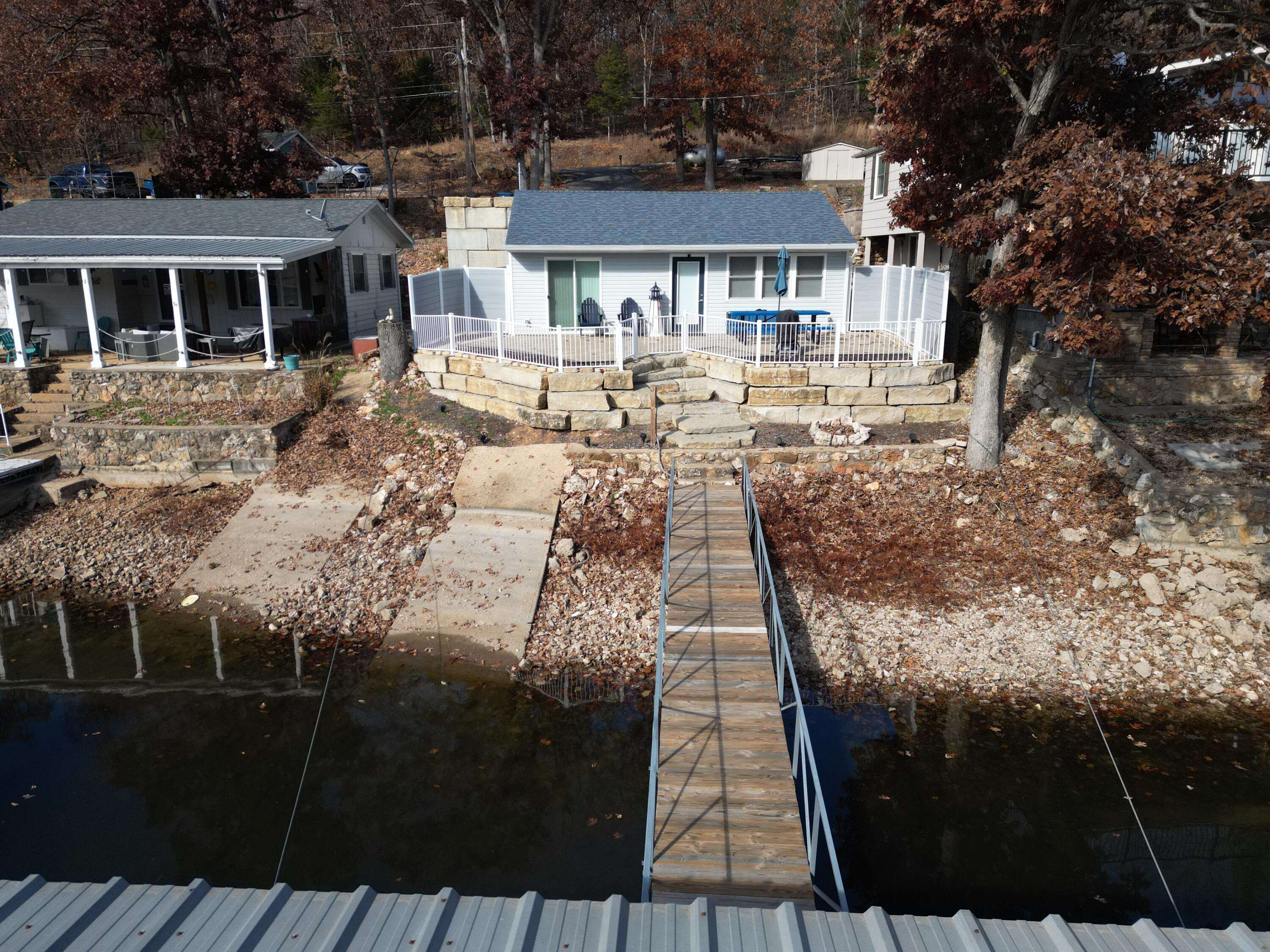 Sunrise Beach, MO 65079,226 Bill Rubys DR
