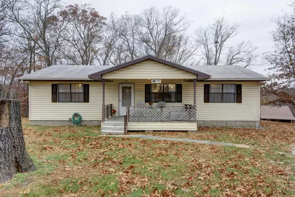 152 Ozark RD, Ridgedale, MO 65739