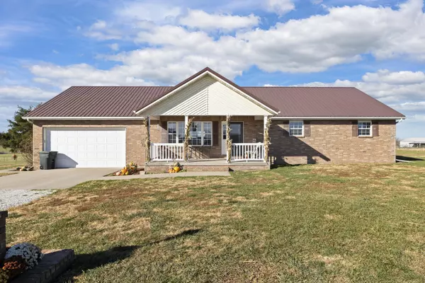 15 Peach Tree LN, Buffalo, MO 65622