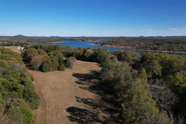 000 Farm Road 1245, Shell Knob, MO 65747