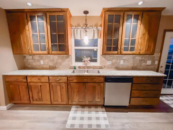 Lockwood, MO 65682,506 E 13th ST