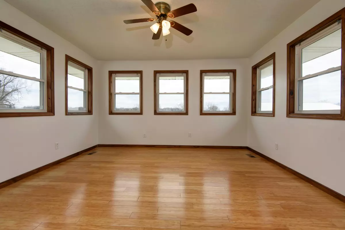 Strafford, MO 65757,9251 N Sherry LN