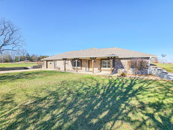 Preston, MO 65732,30001 County Road 192