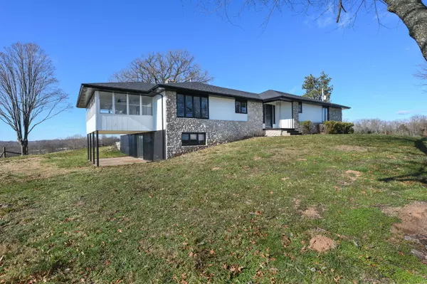 Springfield, MO 65809,1611 S Farm Road 199