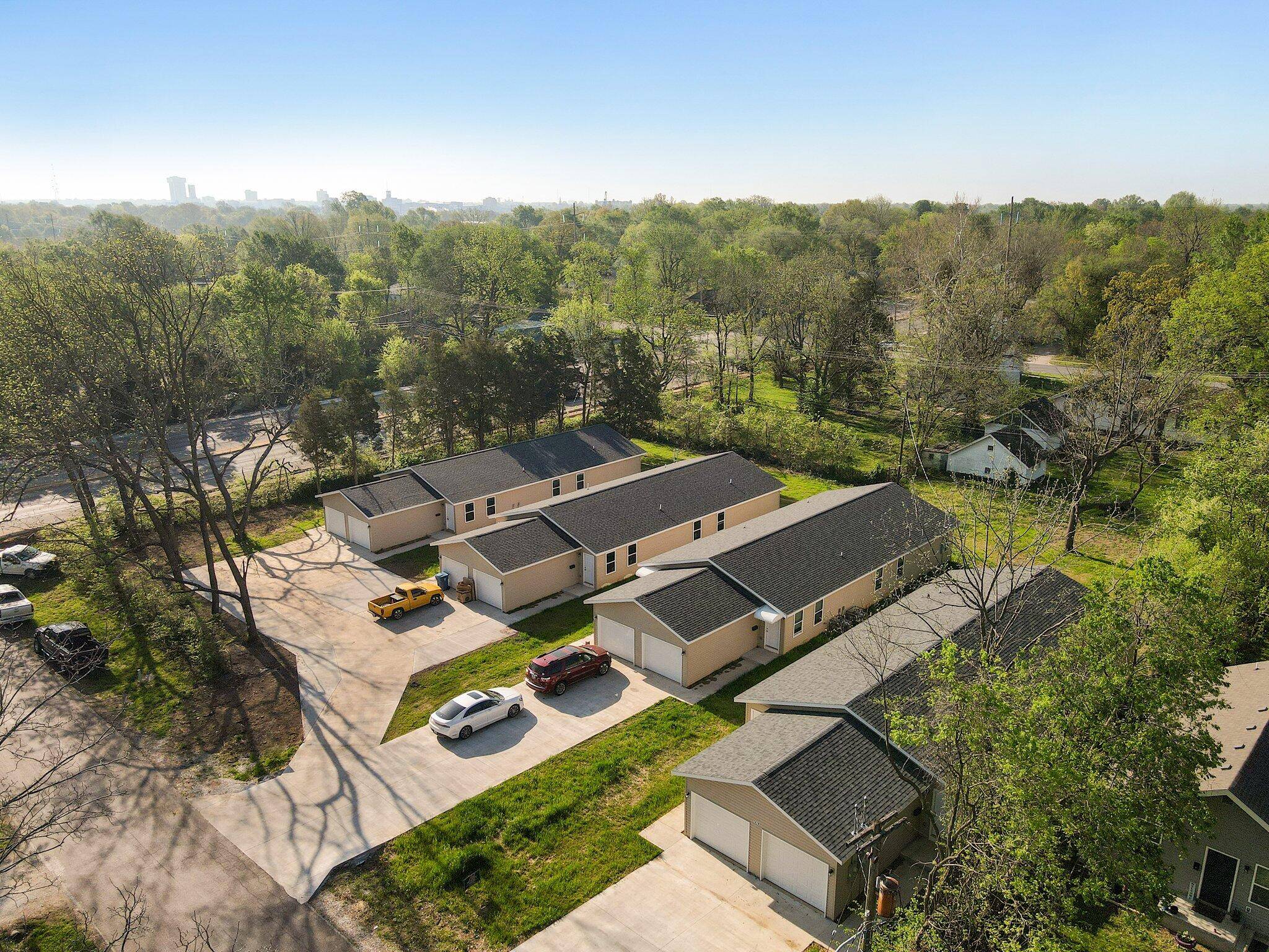 Springfield, MO 65802,1602-1618 W Scott ST