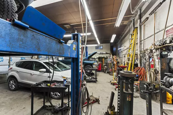 Springfield, MO 65803,731 E Atlantic