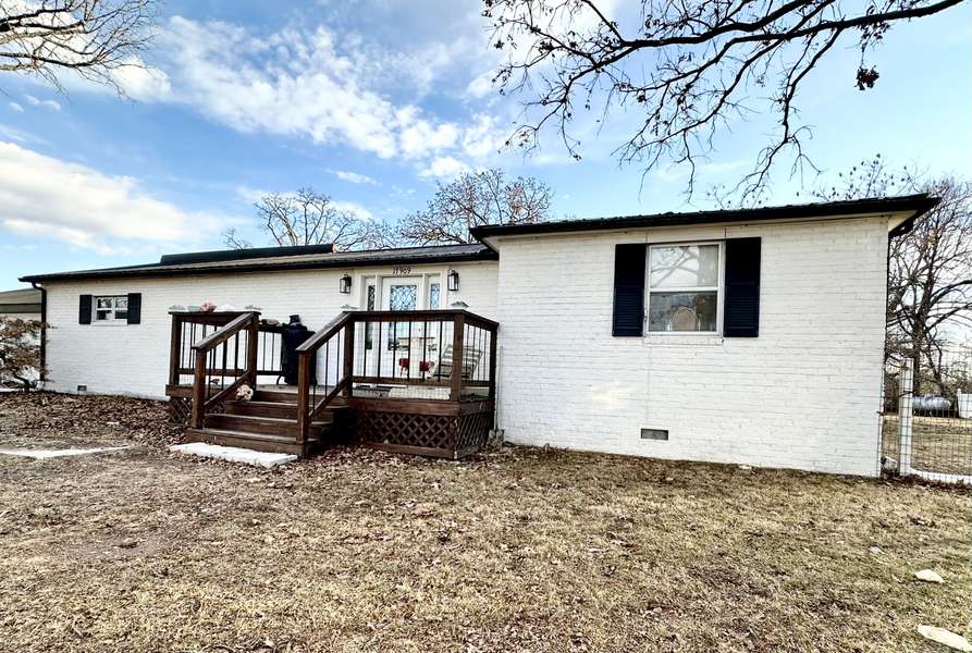 17909 Locust RD, Neosho, MO 64850