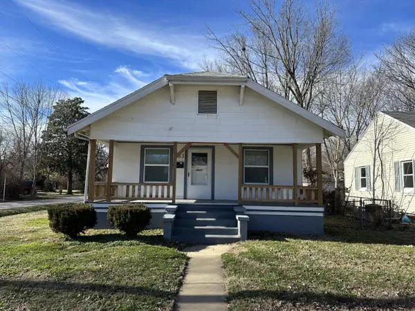 1183 S Pennsylvania AVE, Springfield, MO 65807