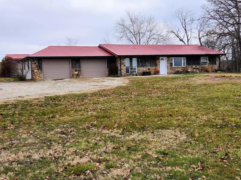 14562 State Route Yy, Bakersfield, MO 65609