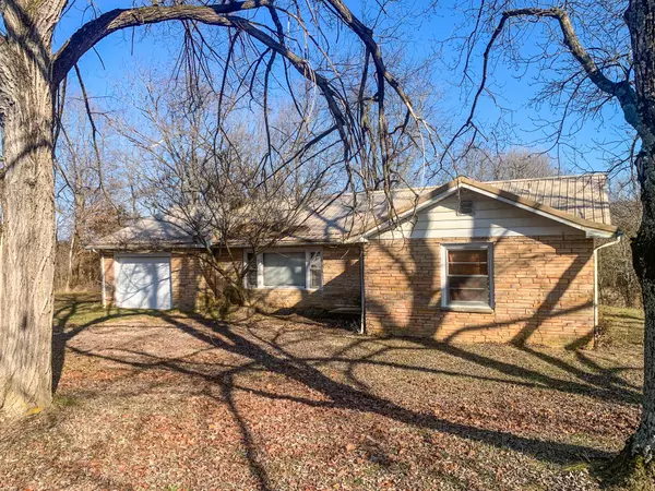 Gainesville, MO 65655,1082 County Road 103