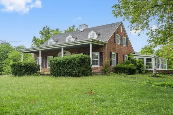 Marshfield, MO 65706,818 N Marshall ST