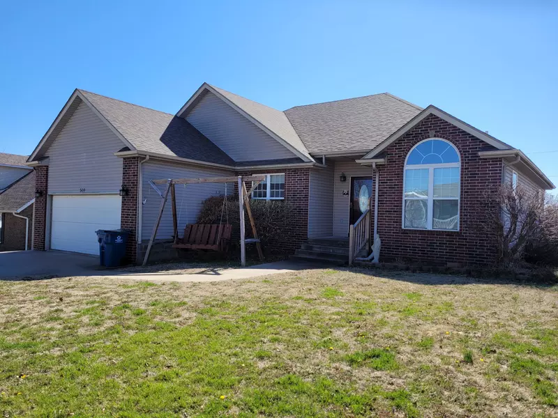 508 W Walton AVE, Carl Junction, MO 64834