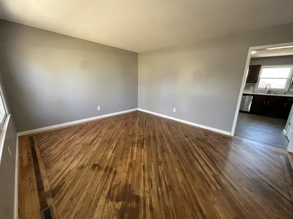 Willard, MO 65781,619 Pershing ST