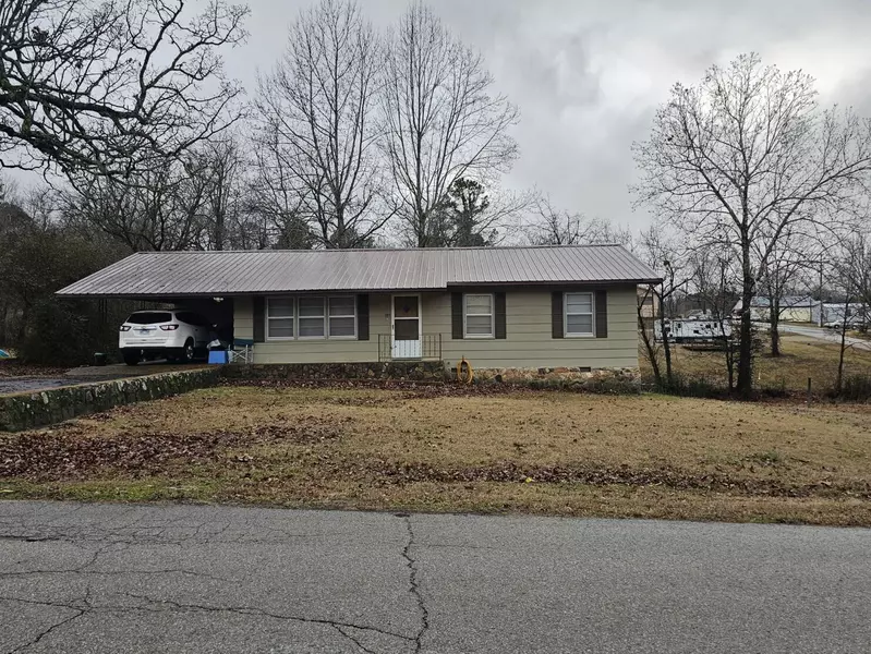 351 South 8th ST, Mammoth Spring, AR 72554