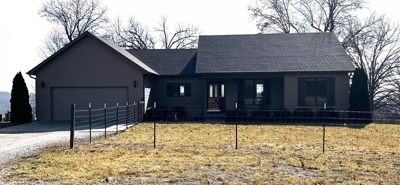 1156 State Hwy 32, Long Lane, MO 65590