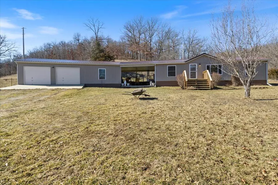 750 State Road E, Tunas, MO 65764