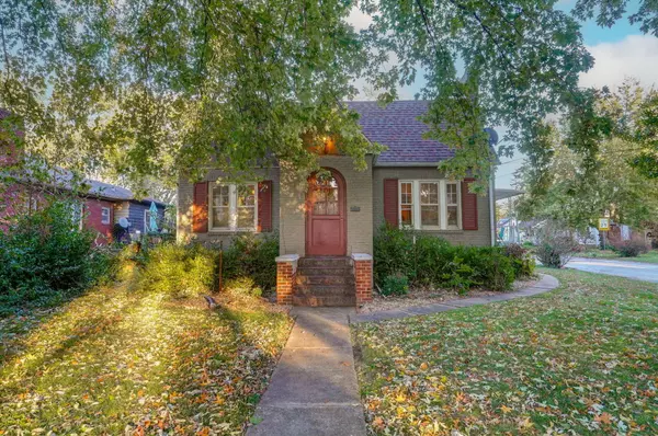 1226 S Jefferson AVE,  Springfield,  MO 65807