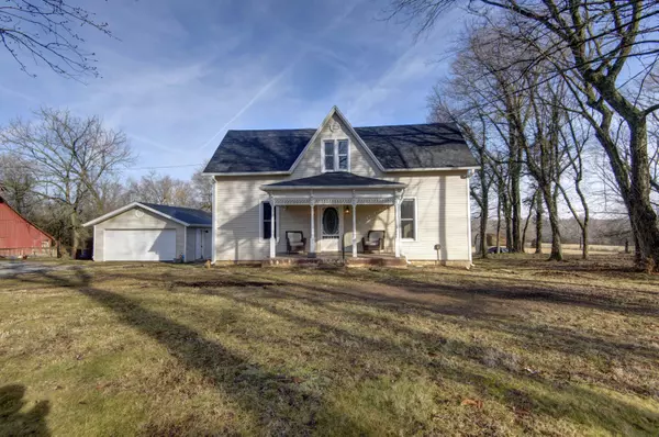 8963 W Farm Rd 52, Walnut Grove, MO 65770