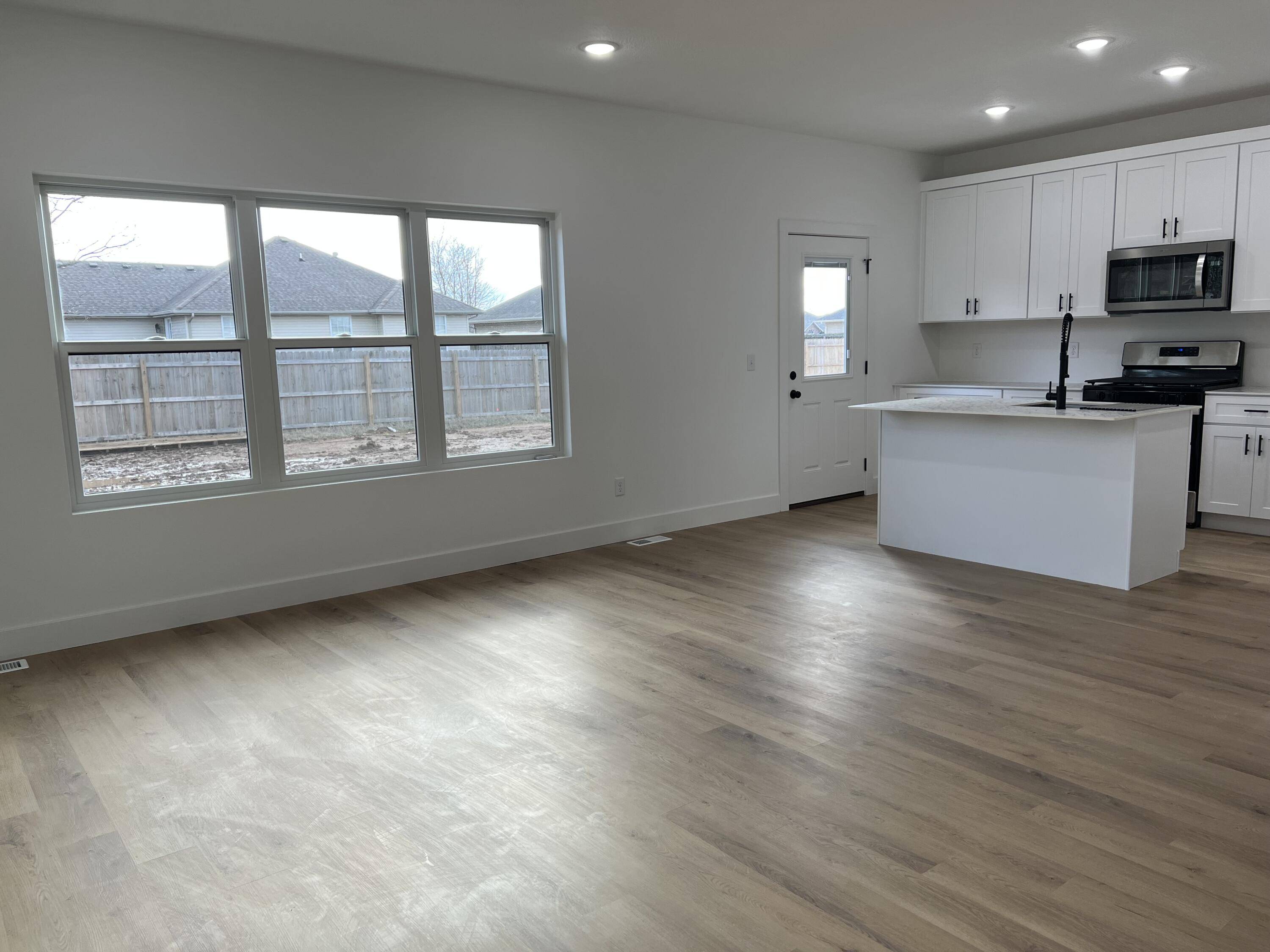 Republic, MO 65738,1244 N Willow CIR