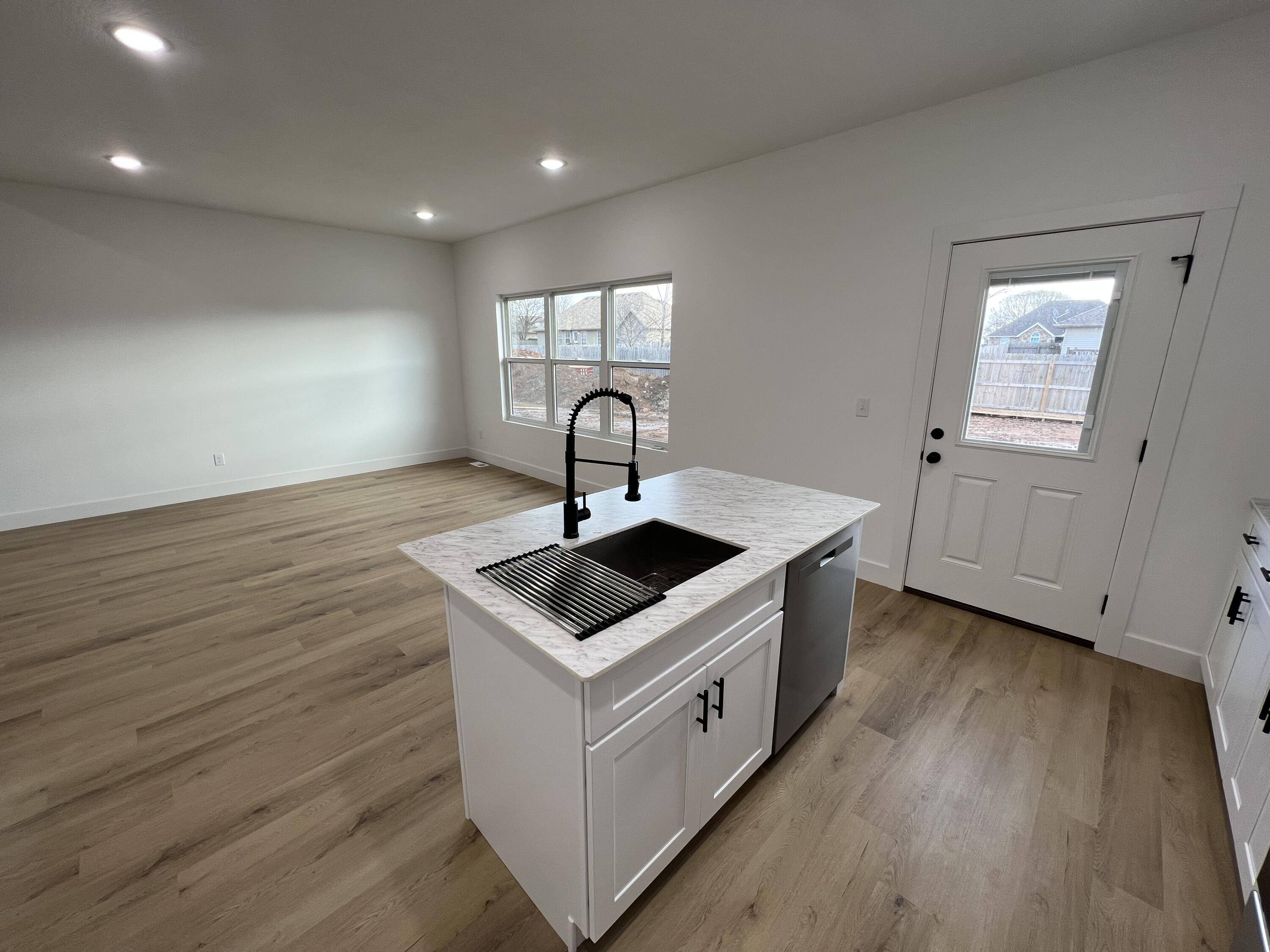 Republic, MO 65738,1244 N Willow CIR