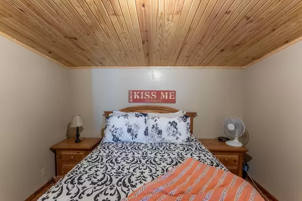 Alton, MO 65606,200 E Couch ST