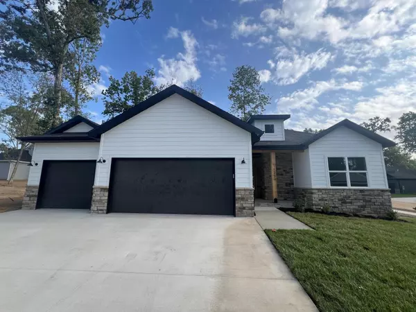 1273 N London PL, Republic, MO 65738