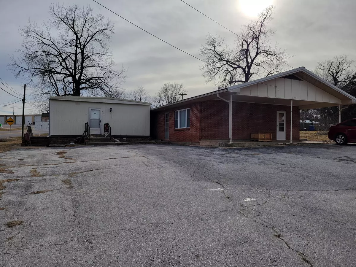 Mansfield, MO 65704,101 & 103 W Maple ST