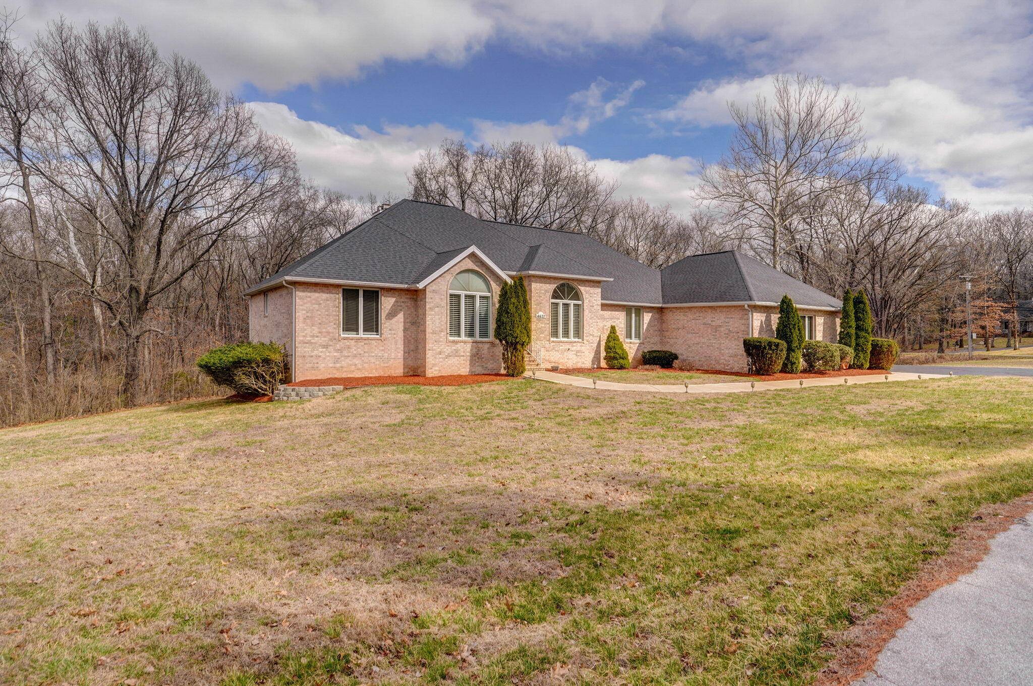 Springfield, MO 65809,4627 E Bannister RD