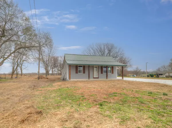 Anderson, MO 64831,772 N Plainview RD