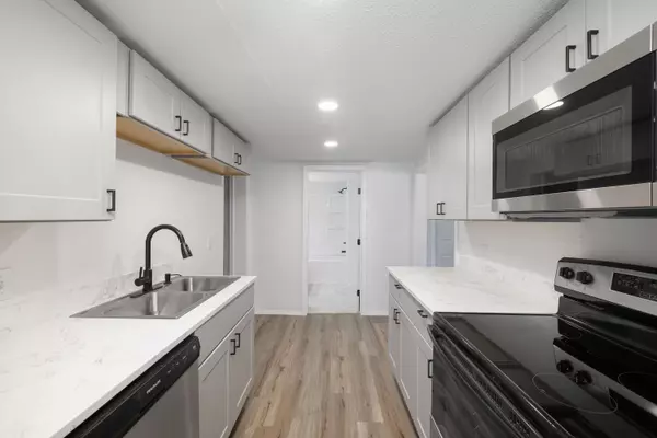 Rockaway Beach, MO 65740,286 Wildflower AVE