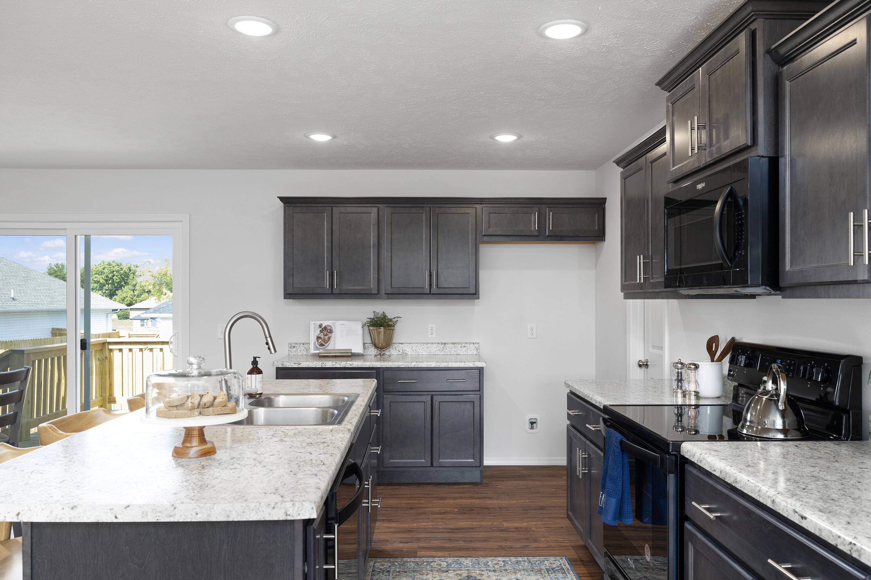 Rogersville, MO 65742,558 W Oak Lawn ST