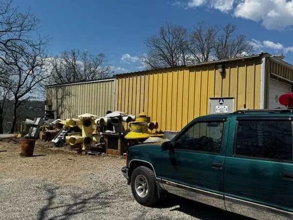 Kimberling City, MO 65686,114 Kimberling City Center LN