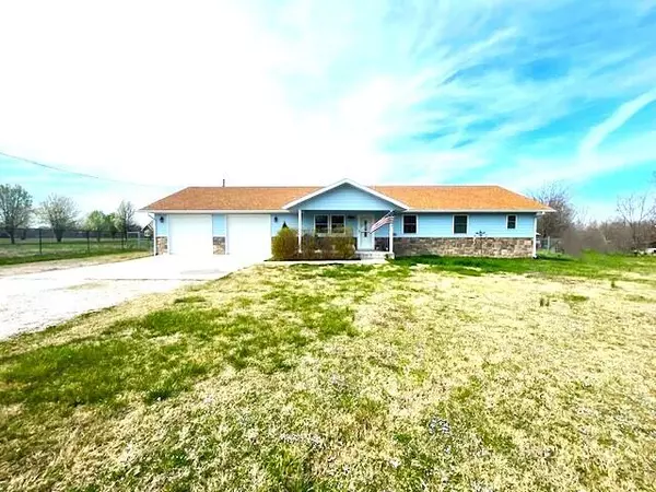 1550 Lark RD, Joplin, MO 64804