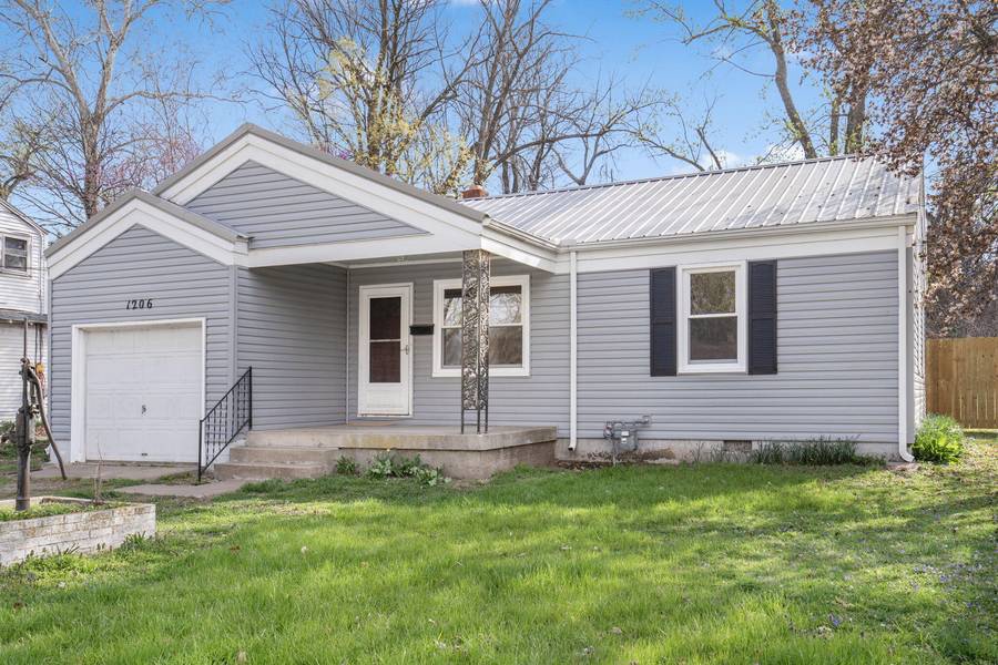 1206 S Crutcher AVE, Springfield, MO 65804