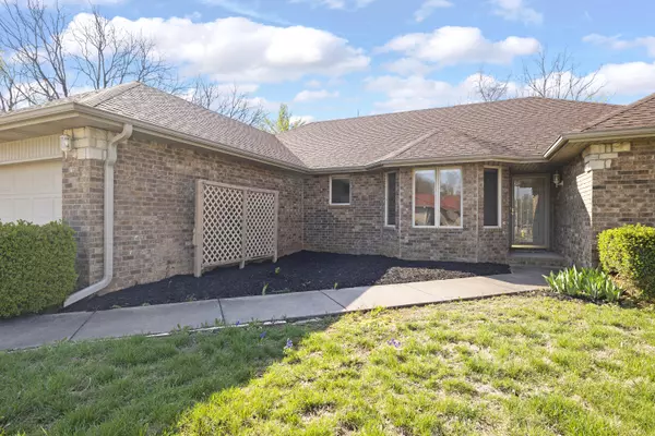 Springfield, MO 65807,826 W Cypress ST