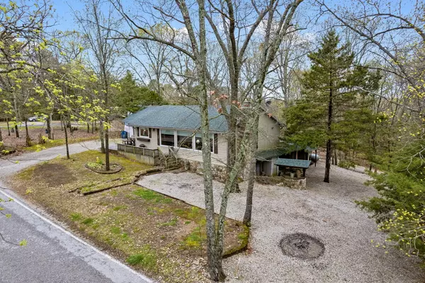 Lampe, MO 65681,1023 Pokeberry LN