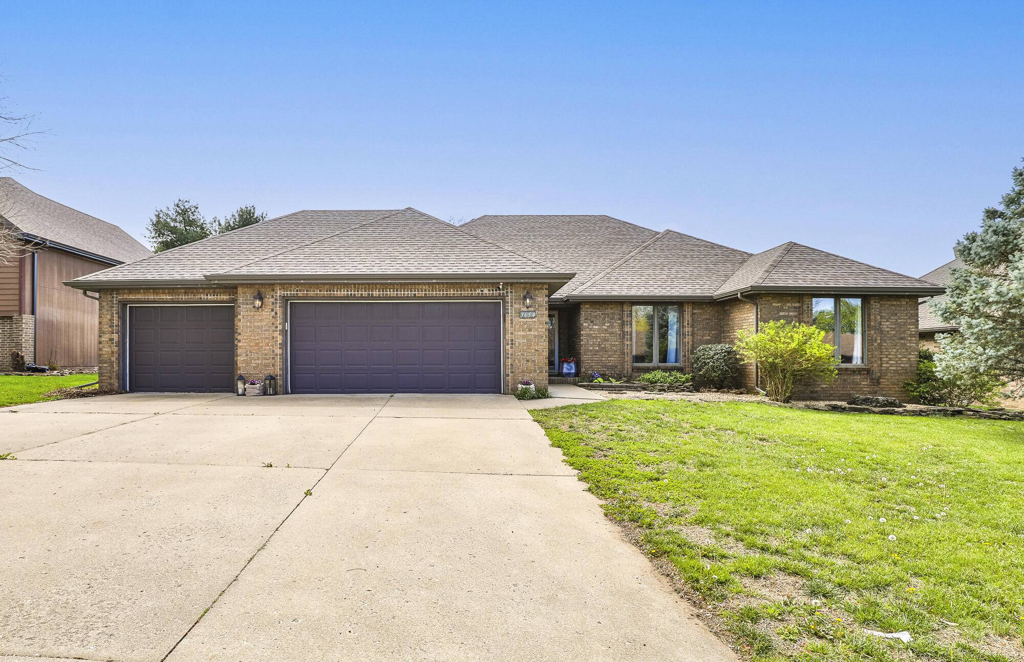 3454 W Beechwood ST, Springfield, MO 65807