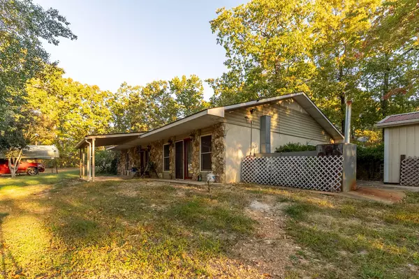 Alton, MO 65606,661 County Road 309