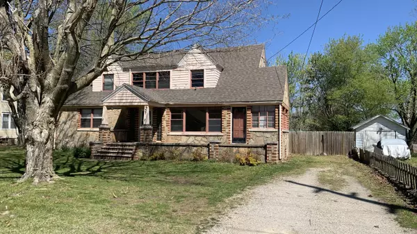 Marshfield, MO 65706,537 W Maple ST