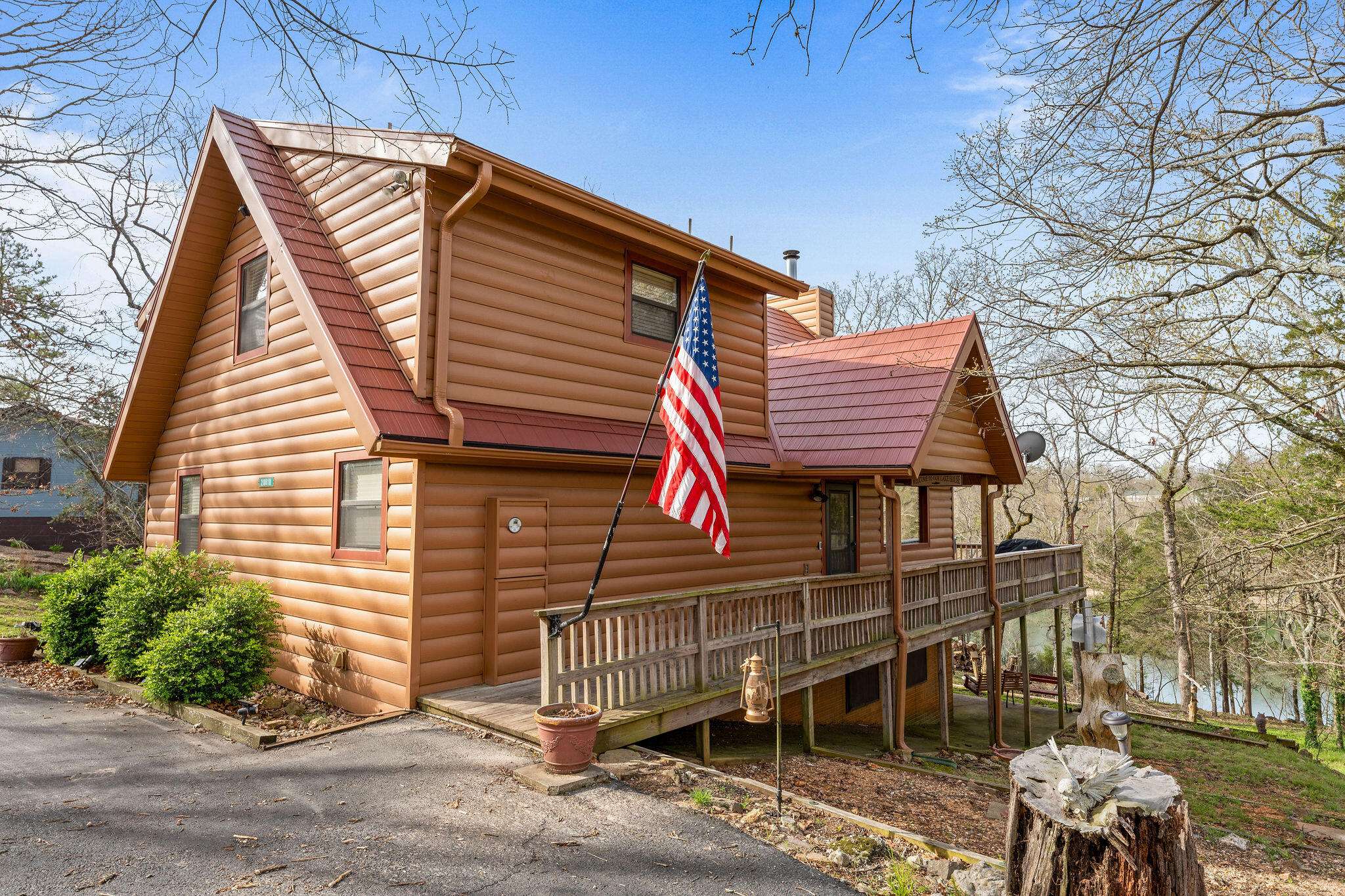 28018 Farm Road 1225, Golden, MO 65658