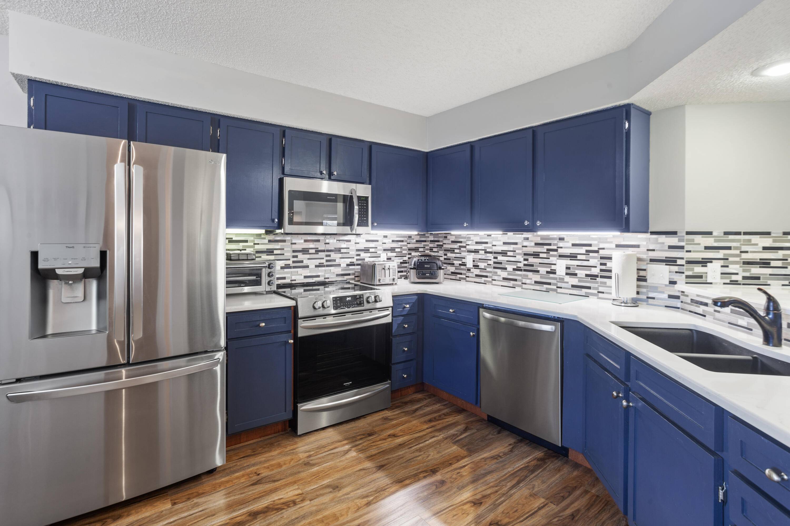 Branson, MO 65616,305 Wimbledon DR #12