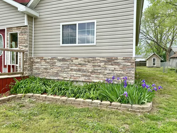 Fair Play, MO 65649,307 N Main ST