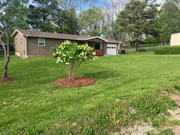 Mansfield, MO 65704,310 E Maple ST