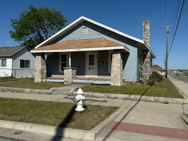 1931 S Pennsylvania AVE, Joplin, MO 64804