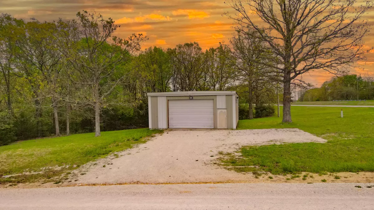 Hermitage, MO 65668,26164 County Road 254l