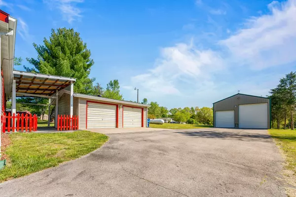 Rockaway Beach, MO 65740,335 Molly LN