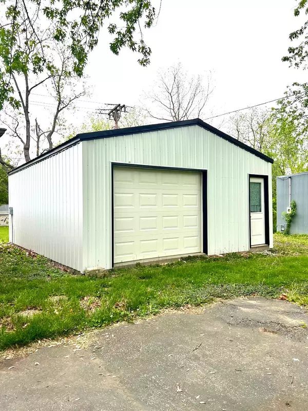 Marionville, MO 65705,600 S Necessity ST