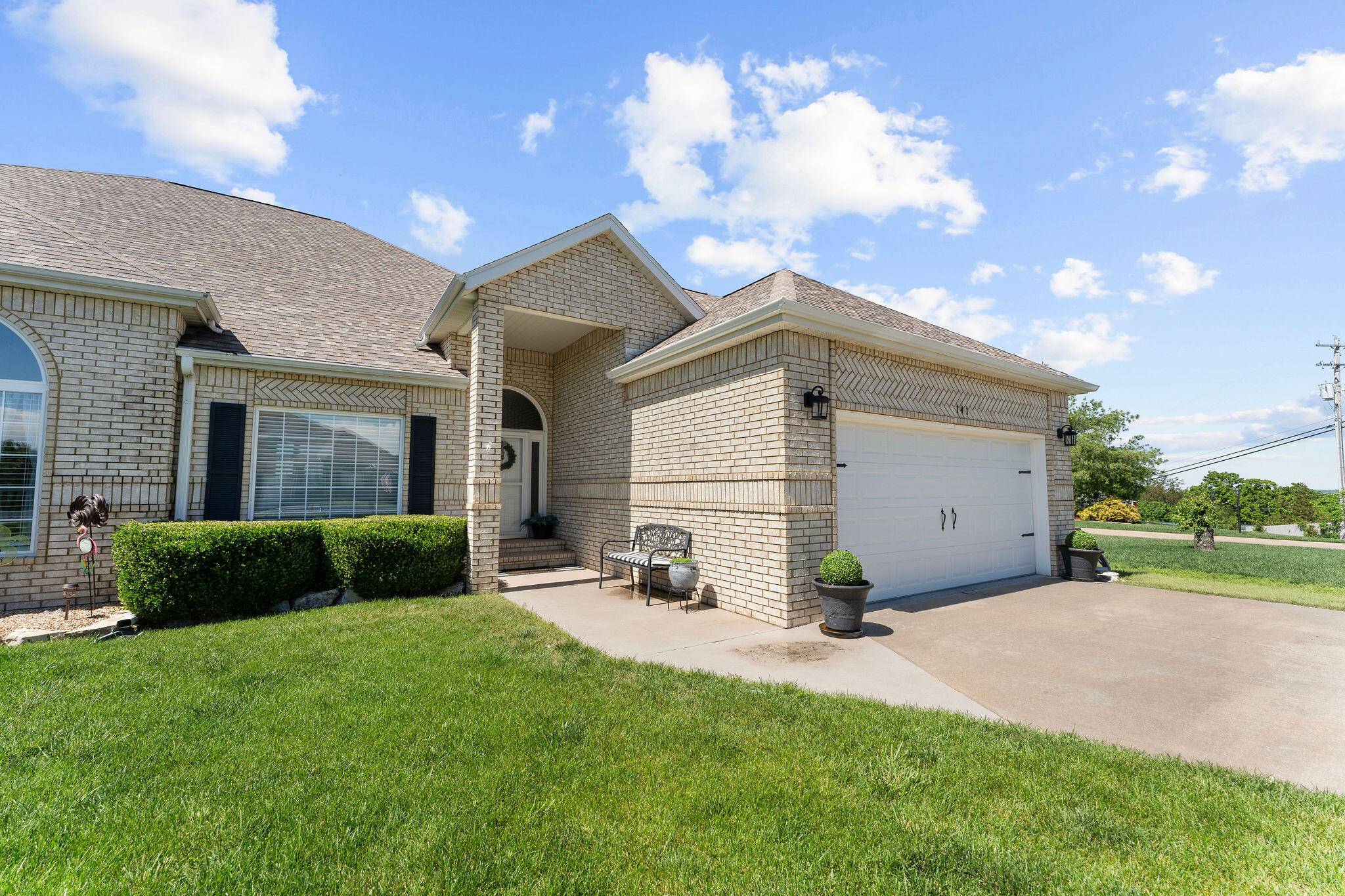 Hollister, MO 65672,141 Sterling WAY