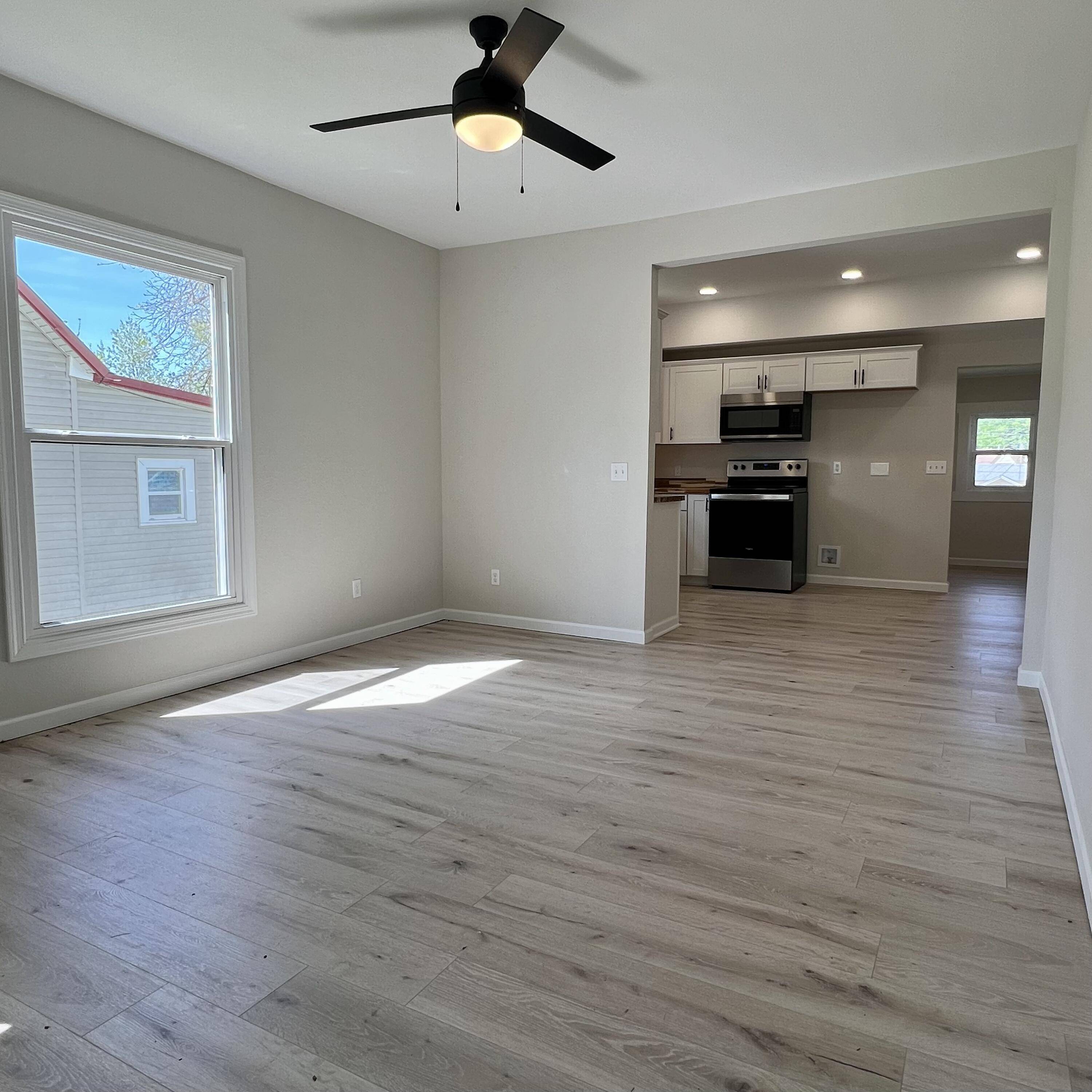 Monett, MO 65708,308 2nd ST